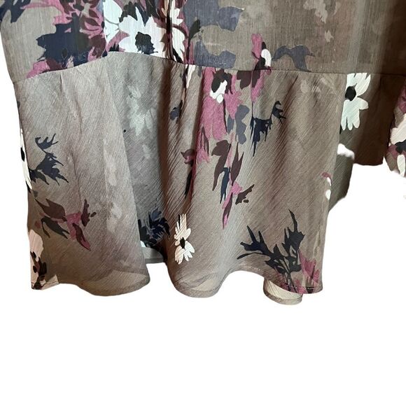 RW&CO. floral‎ sheer blouse. Size small - Picture 6 of 7